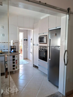 Image 30 - 809713