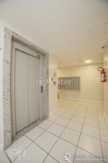Image 32 - 809721