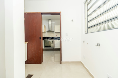 Image 35 - 809739