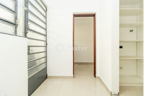Image 34 - 809739