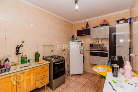 Image 35 - 810429