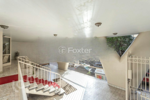Image 35 - 810954