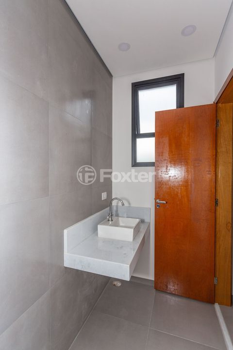 Image 34 - 812001