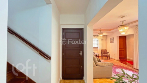 Image 35 - 812061