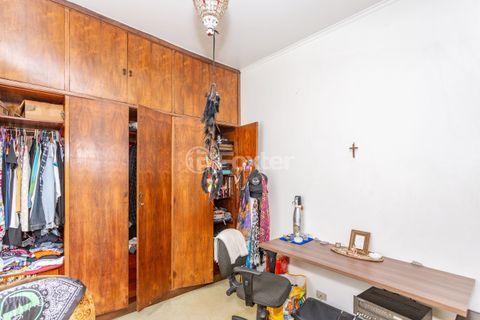 Image 39 - 812300