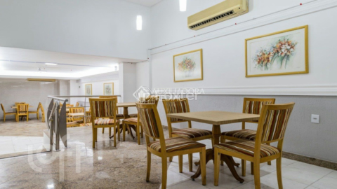 Image 4 - 814075