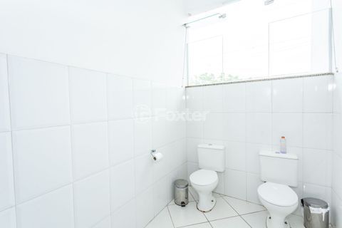 Image 32 - 817913
