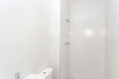 Image 21 - 818320