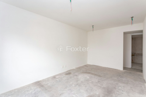 Image 30 - 818320
