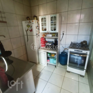 Image 20 - 818411