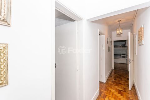 Image 32 - 819380