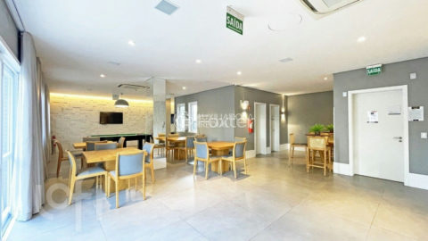 Image 33 - 819386