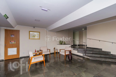 Image 42 - 819670