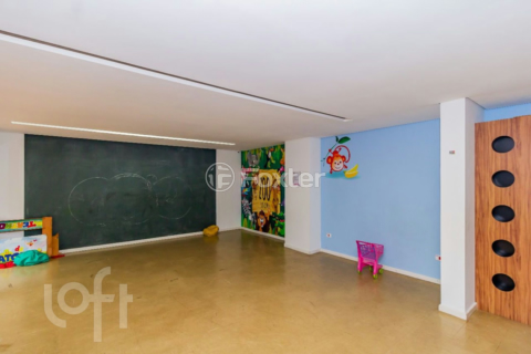 Image 47 - 820666