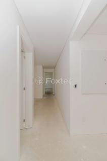 Image 32 - 820686