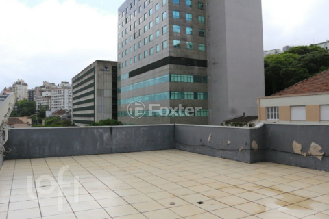 Image 32 - 821115