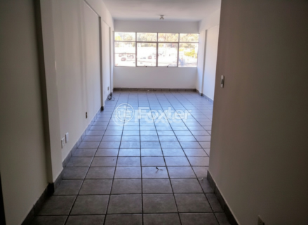 Image 7 - 821300