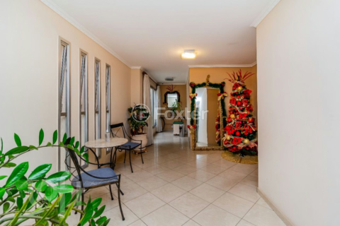 Image 46 - 821981