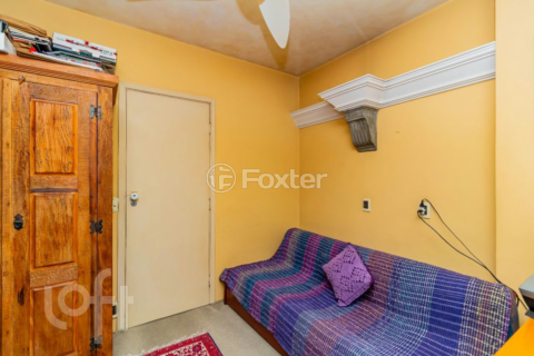 Image 32 - 821981