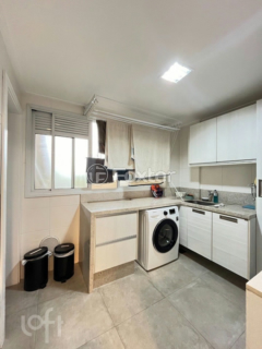 Image 30 - 822725