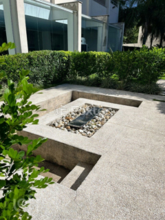 Image 37 - 822725