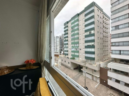 Image 10 - 824865