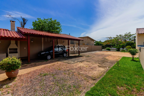 Image 39 - 825252