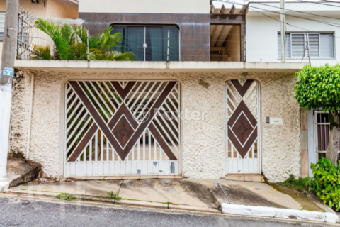 Image 34 - 825257