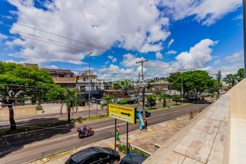 Image 44 - 825741