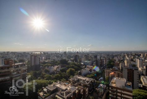 Image 25 - 826677