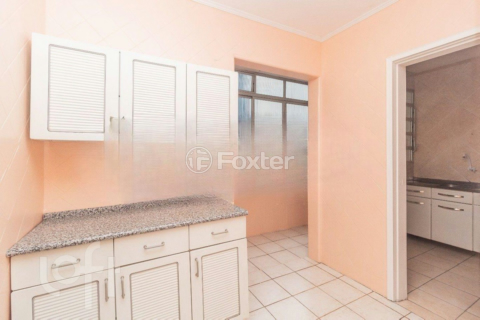 Image 3 - 827220