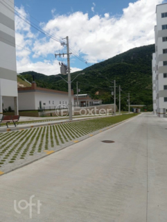 Image 42 - 827461