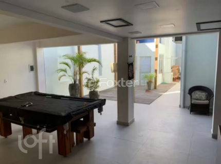 Image 37 - 827888