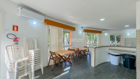 Image 31 - 828379