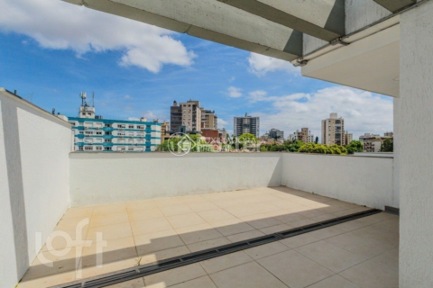 Image 21 - 828858