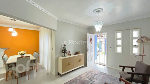 Image 33 - 828952