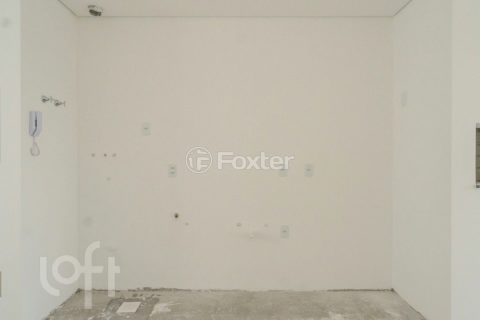 Image 35 - 830035