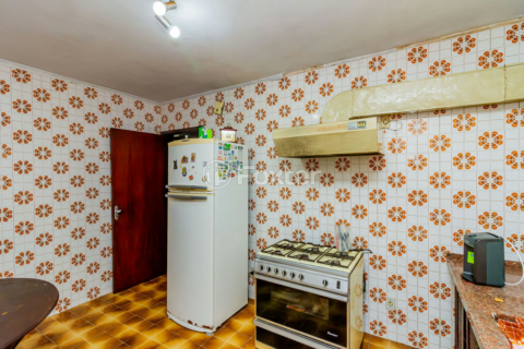 Image 36 - 830401