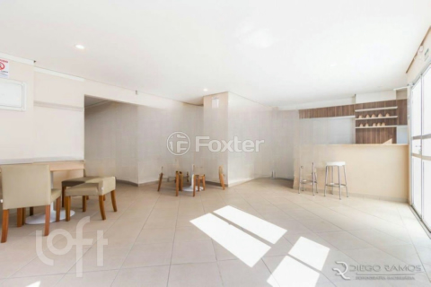 Image 34 - 832627