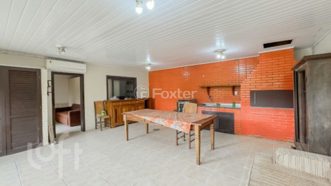 Image 30 - 833296