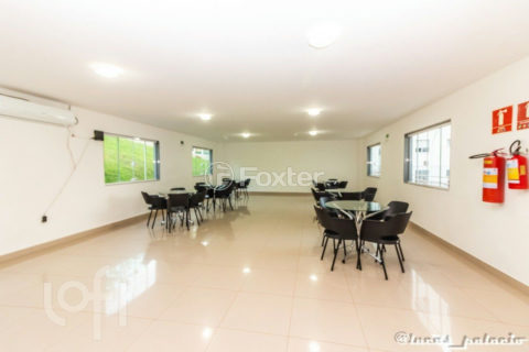 Image 23 - 833711