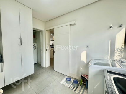 Image 35 - 834283