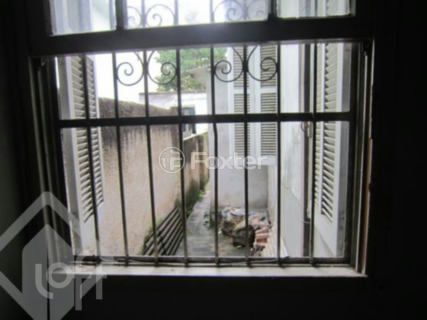 Image 21 - 834681