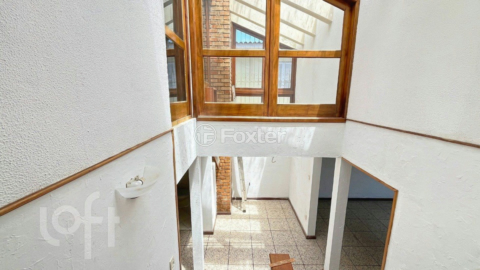 Image 29 - 834851