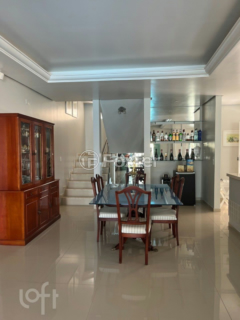 Image 43 - 835493