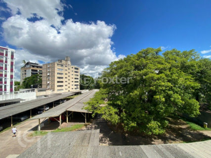 Image 17 - 836874