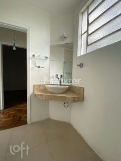 Image 7 - 836874