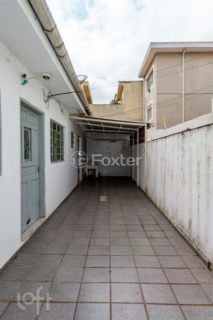 Image 37 - 837536