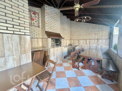 Image 44 - 838646