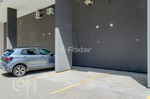 Image 26 - 838685